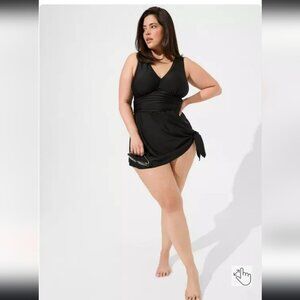 TORRID | Wireless Short Asymmetrical Swim Dress With Brief Sz 4X